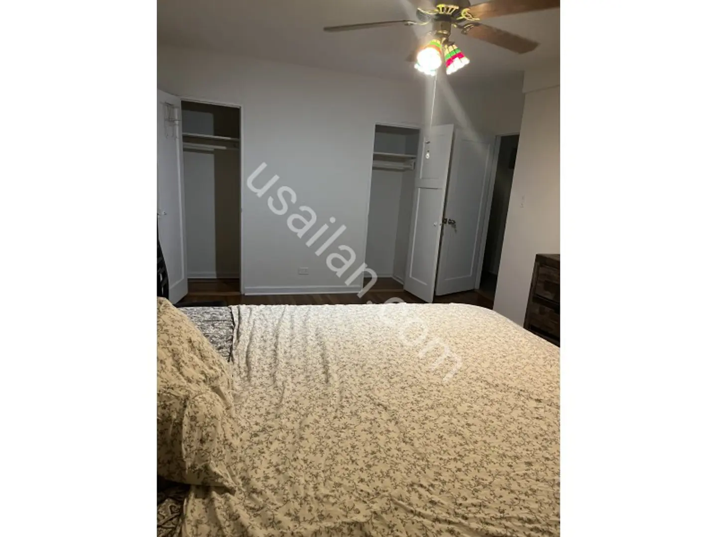 Bay Parkway'de kiralik buyuk oda