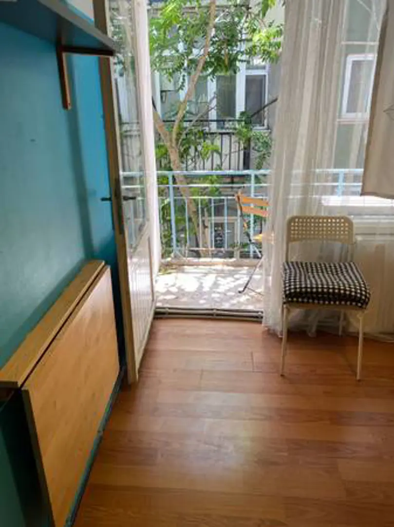 TL16.000 / 3br - 15m 2 - 16000 tl // 1 Şubat // Kadıköy (Kadıköy)