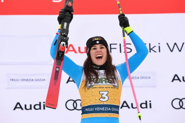 Nicol Delago earns Italy’s ski team another win as home Olympics near. Lindsey Vonn 3rd in downhill